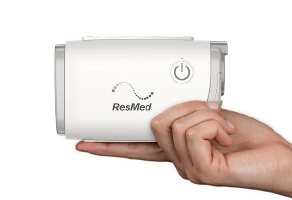 resmed-AirMini-Auto-CPAP-Travel-Machine